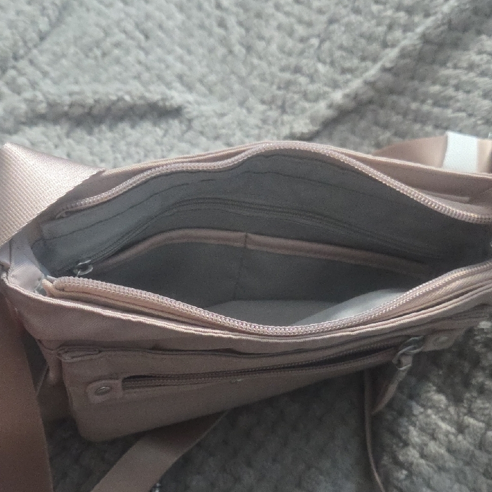 Baggallini Pink Crossbody Bag - Picture 6 of 8
